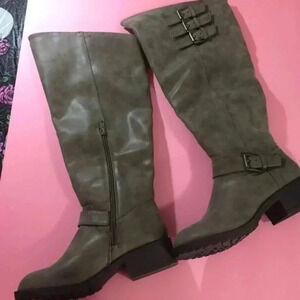mollieee brand boots size 6m brown